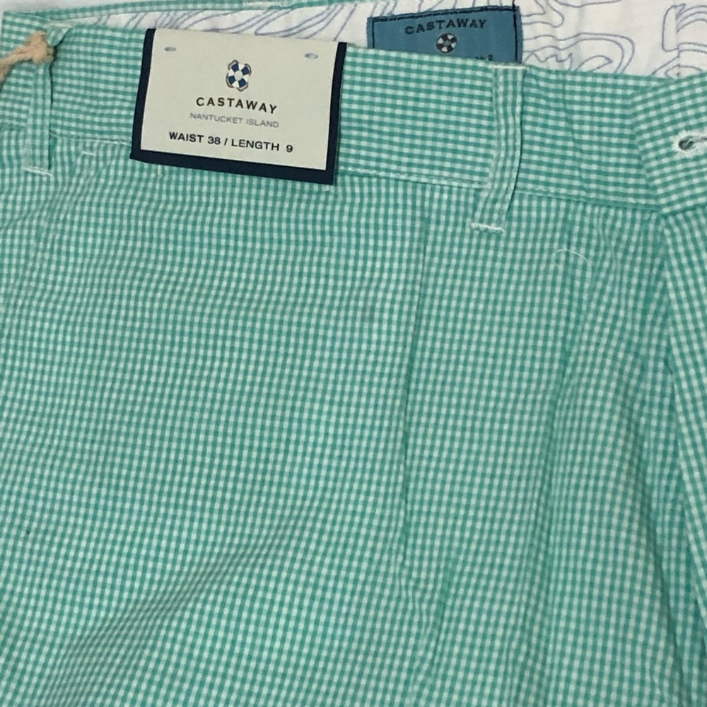 Gingham shorts. Lime and white 36W. NWT
